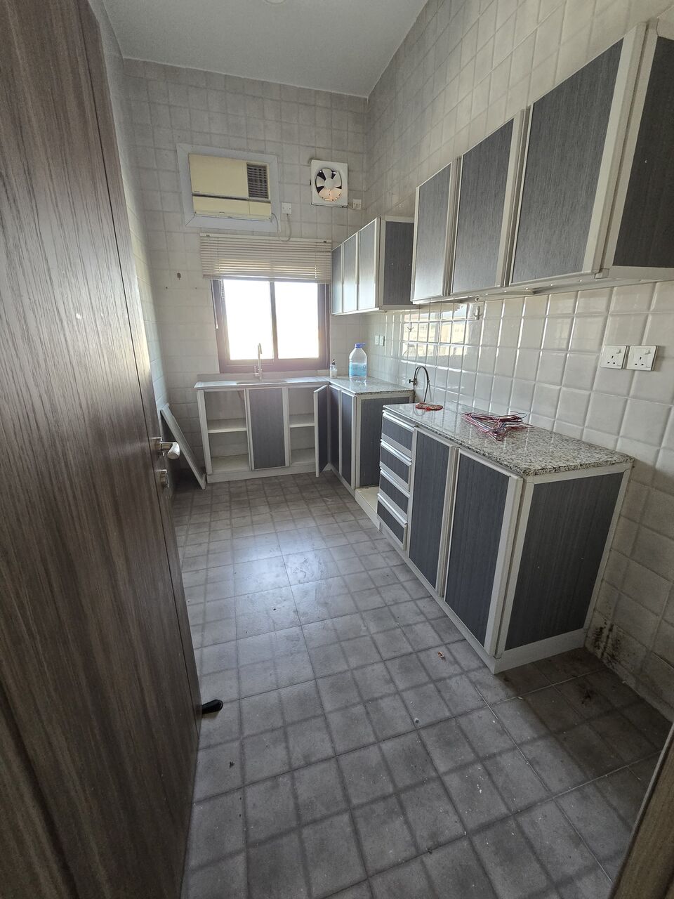 Hidd, Apartments, Flats, Houses & Villas, BHD 220,  3 BR,  Amazing Flat For Rent In Hidd