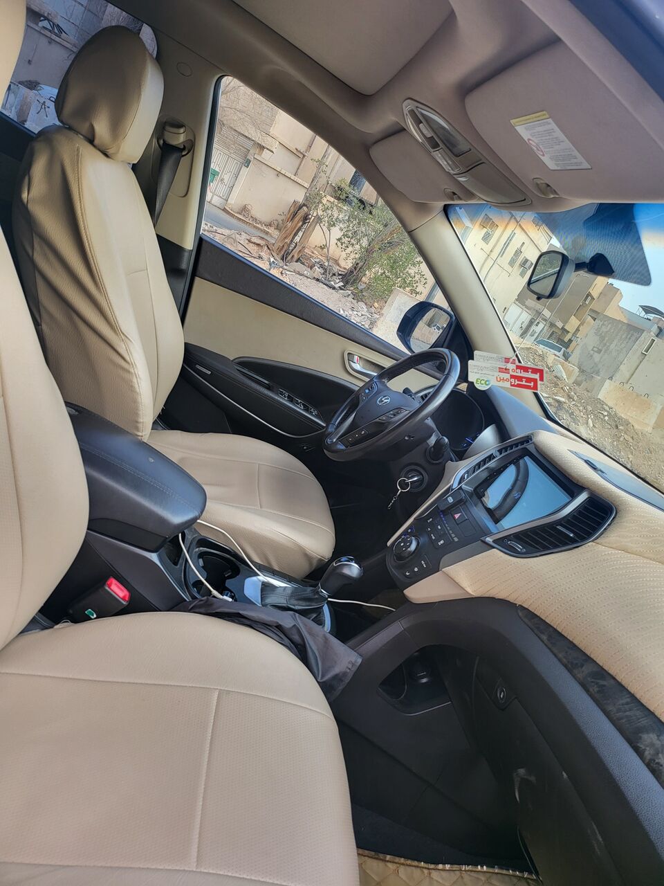 Riyadh, Vehicles, Cars & Trucks , SAR 40000,  Hyundai Santa Fe,  2016,  Automatic,  159000 KM,  Hyndai Santa Fe (santafe) , 4 Cylendar, 2.4L, 159k Km, 7 Seater, Without 4&times;4, Panorami