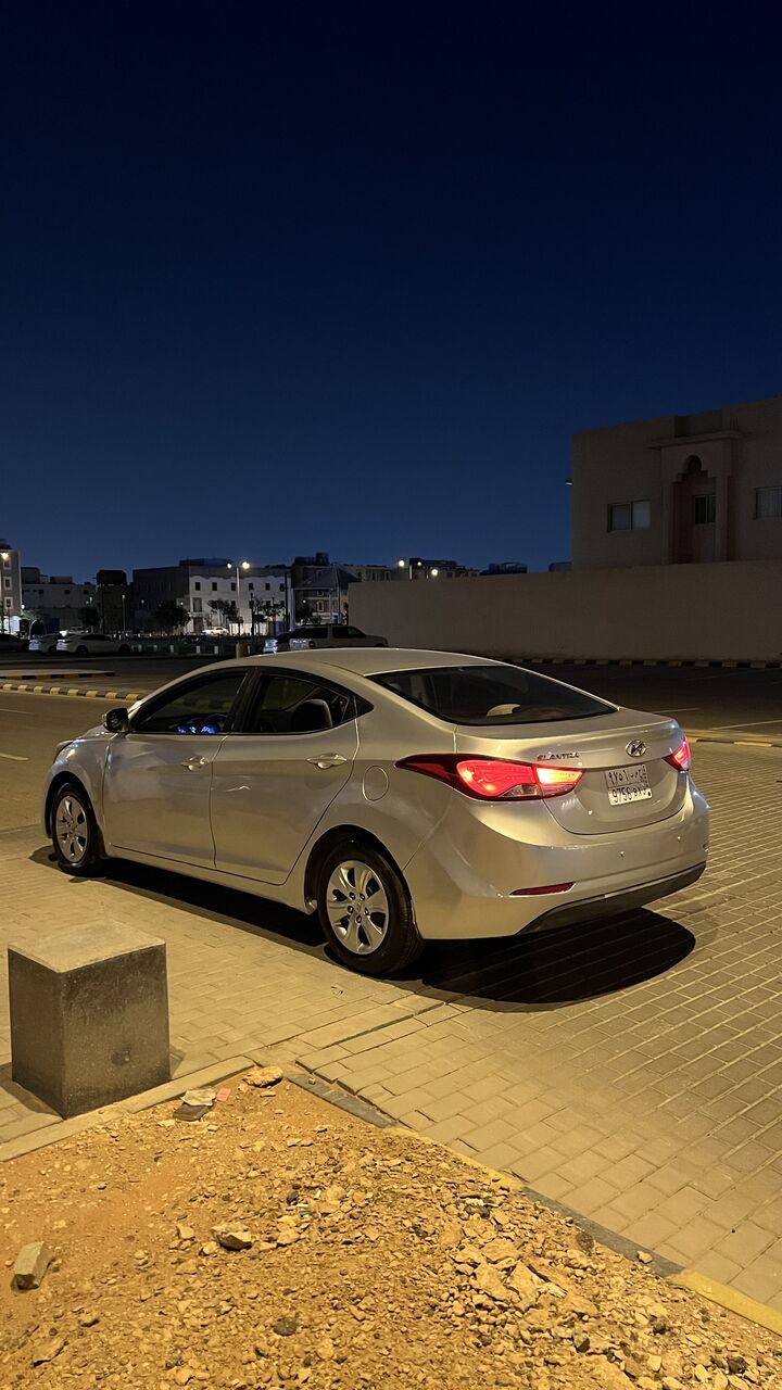 Riyadh, Vehicles, Cars & Trucks , SAR 25000,  Hyundai Elantra,  2015,  324000 KM,