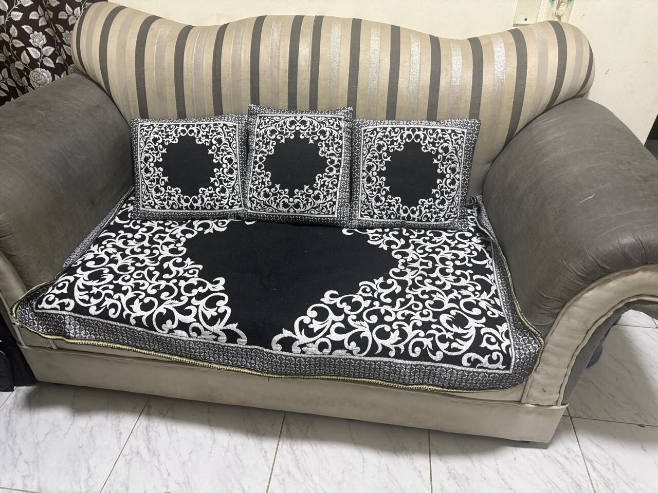 Dammam, Furniture, SAR 1200,  King Size Bed, Wardrobes, Sofa And Steel Beds For Urgent Sale
