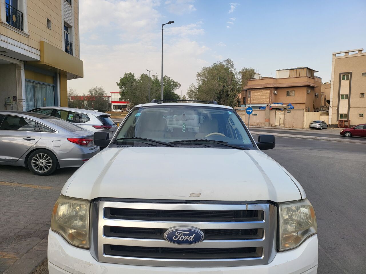 Riyadh, Vehicles, Cars & Trucks , SAR 19500,  Ford Expedition,  2011,  Automatic,  317500 KM,   , 8 Cylendar, 317.5k Km, 8 Seater, Without 4×4, 20 Inches Rims.
