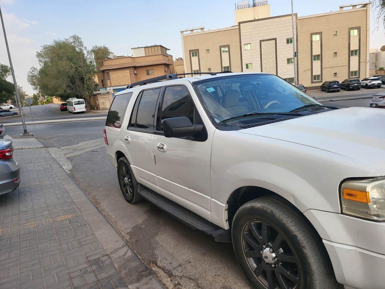 Riyadh, Vehicles, Cars & Trucks , SAR 19500,  Ford Expedition,  2011,  Automatic,  317500 KM,   , 8 Cylendar, 317.5k Km, 8 Seater, Without 4×4, 20 Inches Rims.