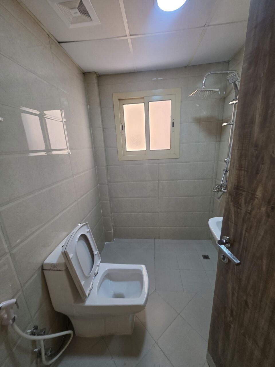 Hoora, Apartments, Flats, Houses & Villas, BHD 200/month,  Furnished,  1 BR,  - Very Neet & Clean Fully Furnished 1 BHK Flat With Ewa @200/BD In Hoo
