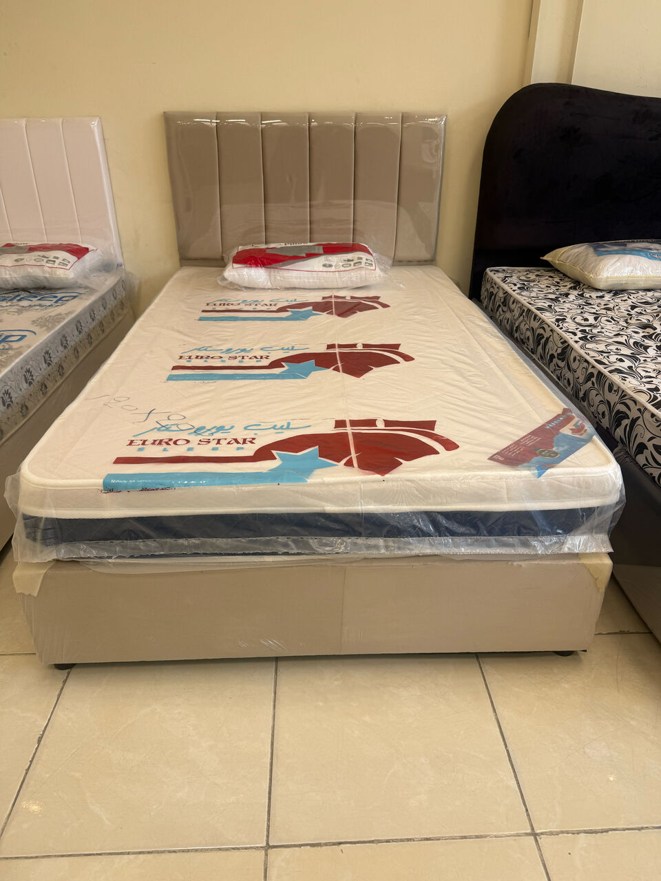 Jeddah, Furniture, SAR 5,  Luxury Comfortable Beds And Mattresses Are Available For Sale With Best Quality At Low Pri