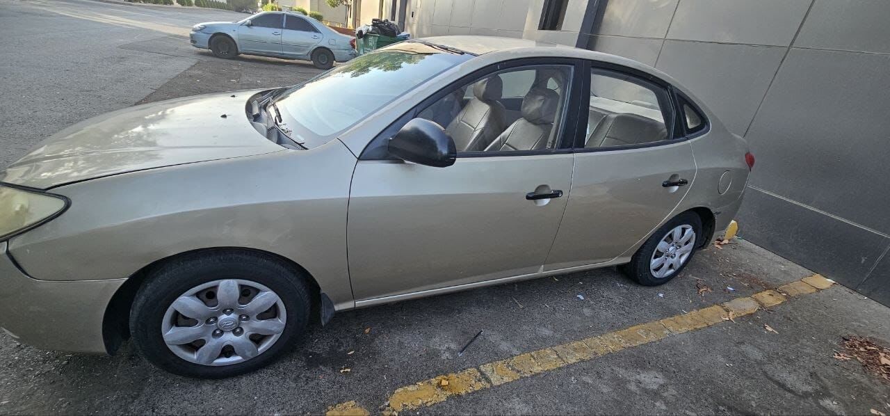 Jeddah, Vehicles, Cars & Trucks , SAR 13500,  Hyundai Elantra,  2010,  Automatic,  373000 KM,  Elantra  For Sale