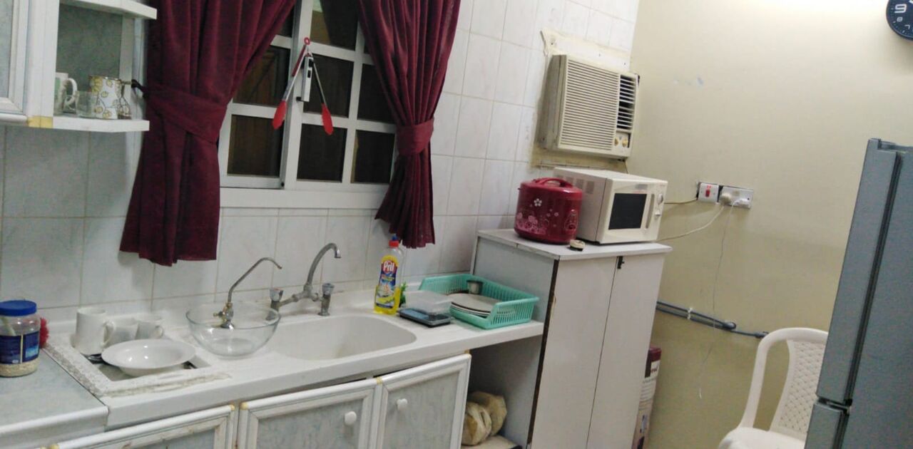 Salmaniya, Apartments, Flats, Houses & Villas, BHD 185/month,  Furnished,  1 BR,  Salmaniya: Villa Downstairs Fully Furnished Flat With 1 Bedroom, Hall, Kitchen, 1 Bathroom