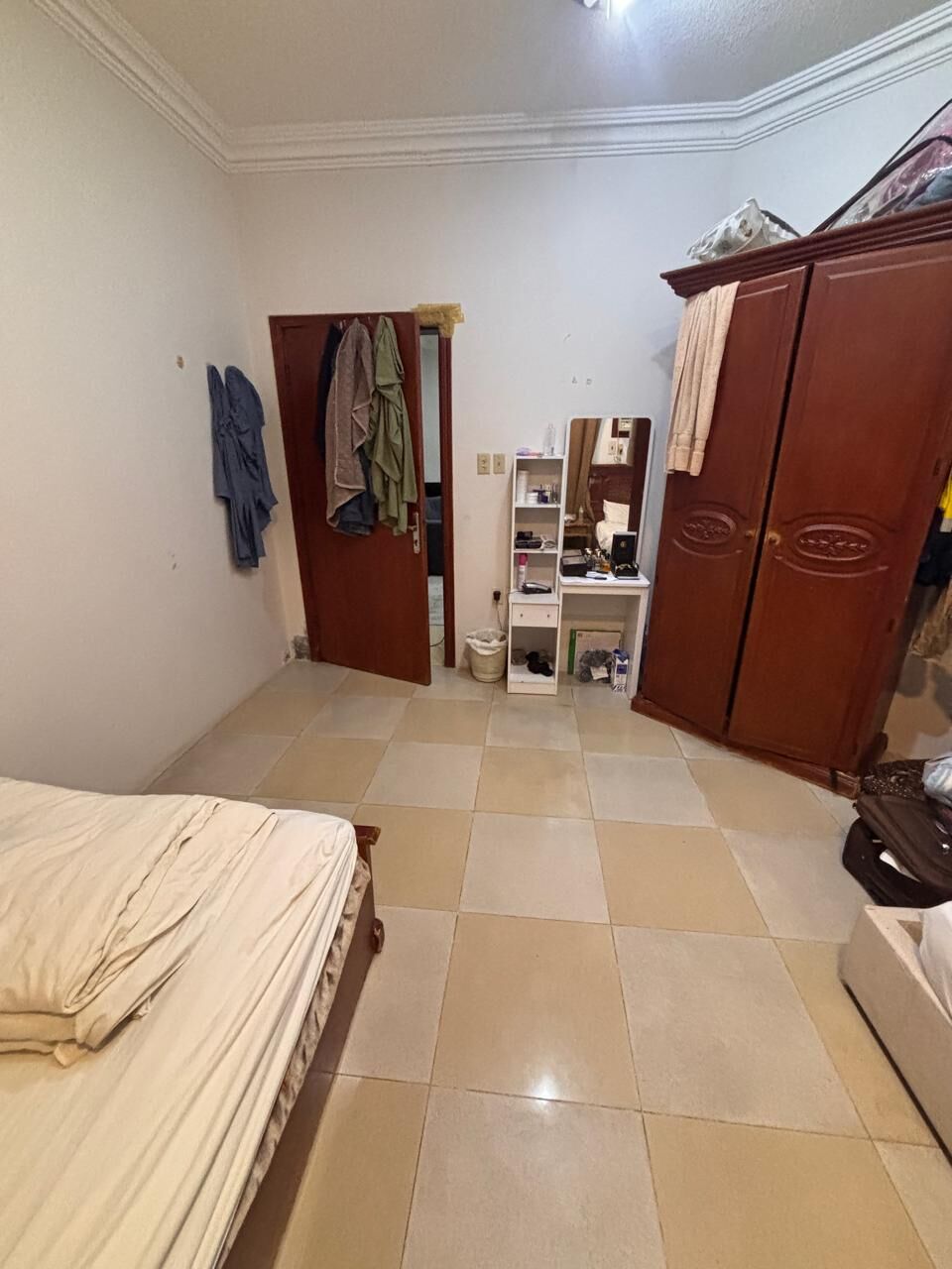 Dammam, Household Items, SAR 800,  Luxury One Bed Full Furnished Ground Floor Available For Every Office Staff