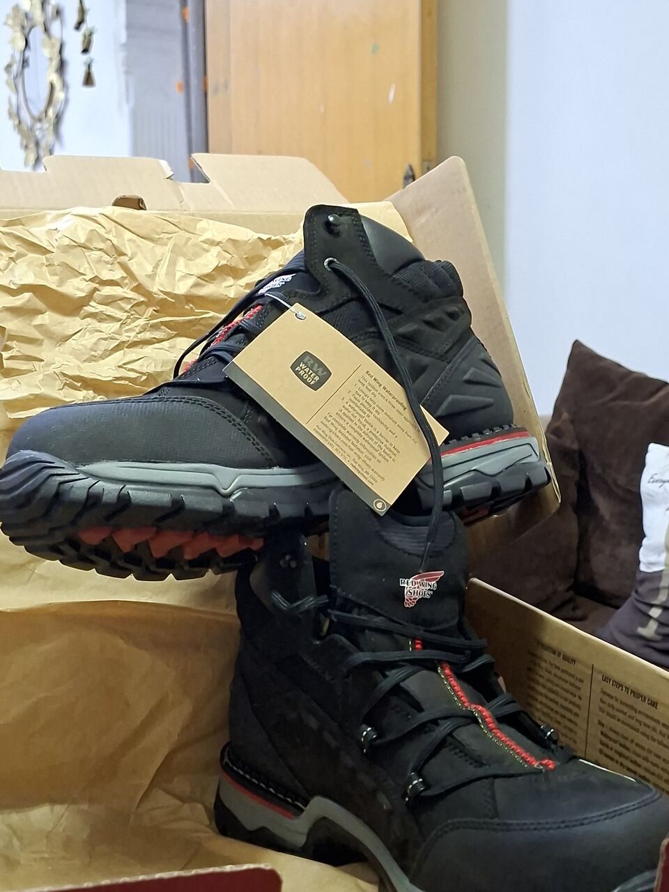 Jubail, Clothing & Accessories, SAR 299,  Red Wing Safety Shoe For Sale