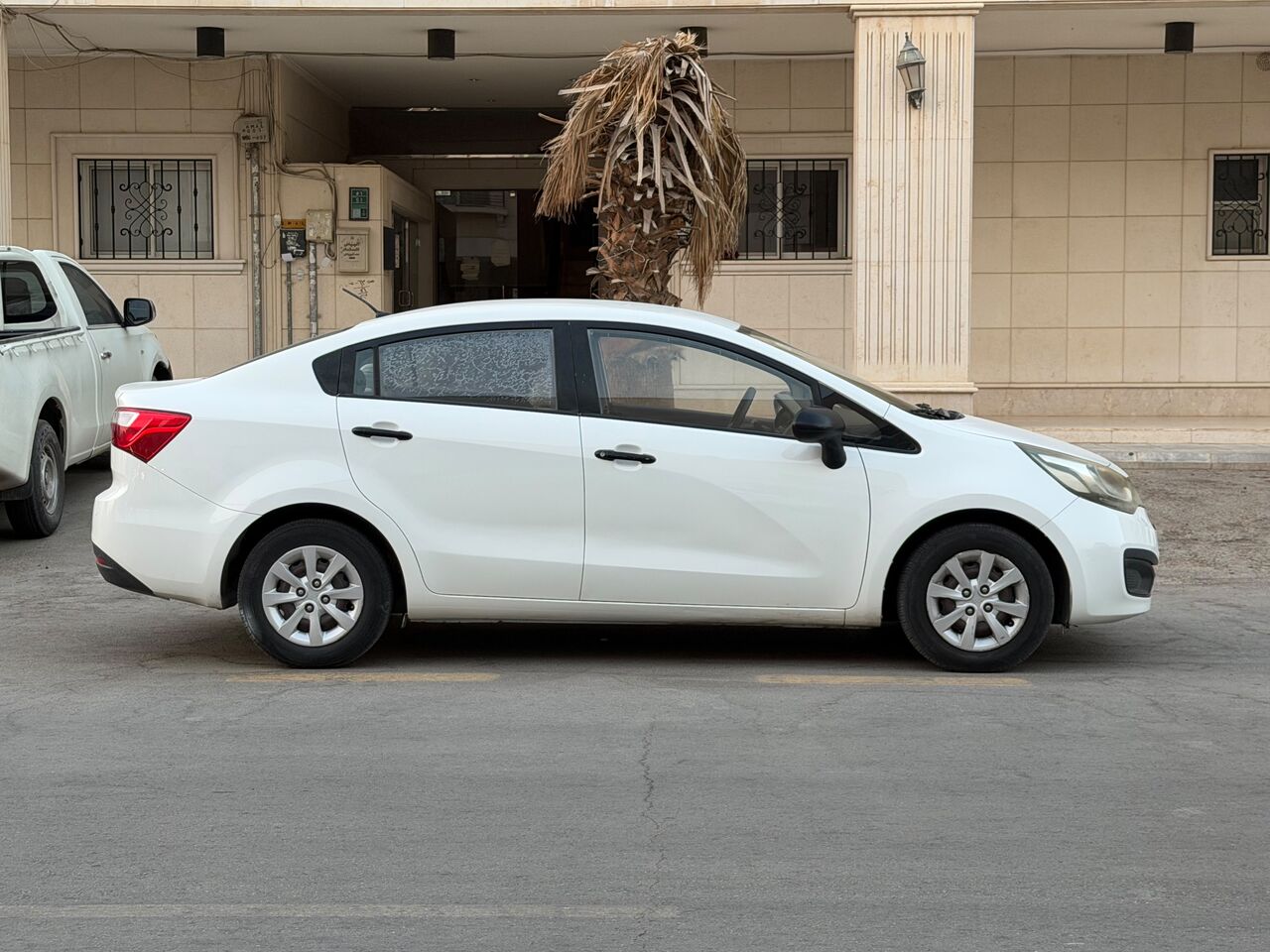 Al Malaz, Vehicles, Cars & Trucks , SAR 18,  Kia Rio 5-Door,  2014,  Automatic,  130000 KM,  Kia Rio   For Sale