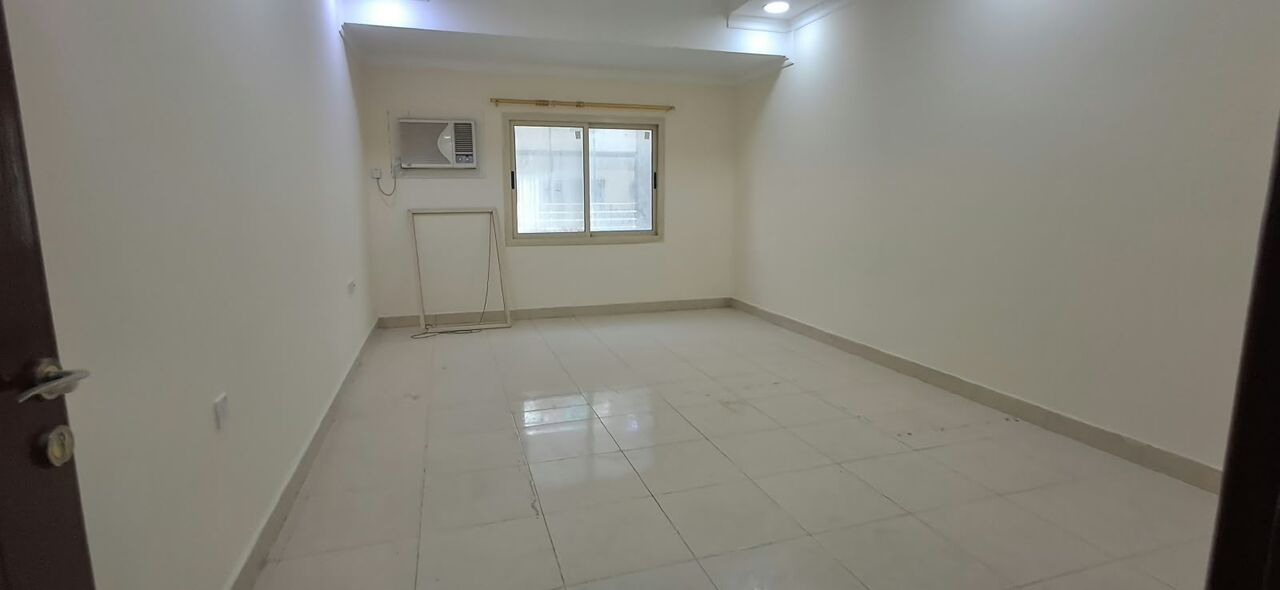 East Riffa, Staff Accommodation, BHD 2000,  500 Sq. Meter,  STAFF ACCOMMODATION &ndash; EAST RIFFA NEAR MONTAREAL MOTORS | 10 × 3-BEDROOM FLATS | BD 2,000