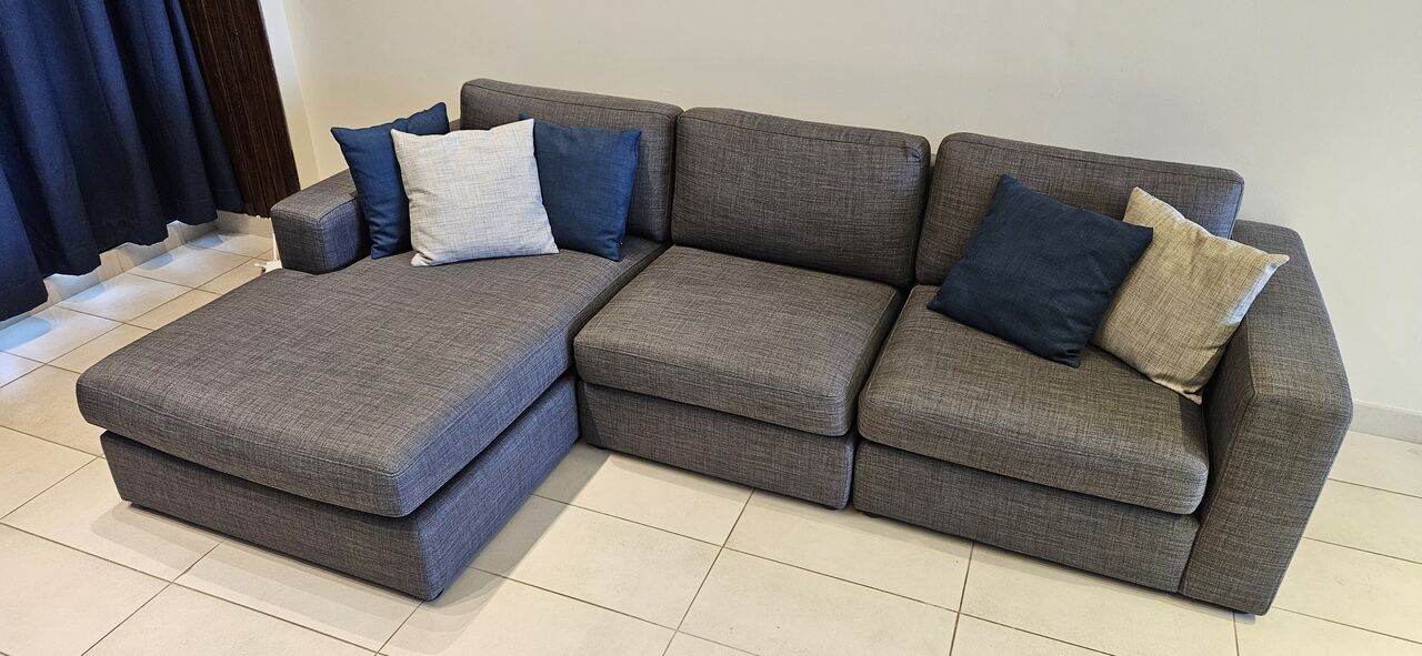 Al Dana, Furniture, SAR 2000,  🛋️ Eterno 3-Seater Sofa With Left Chaise – Excellent Condition