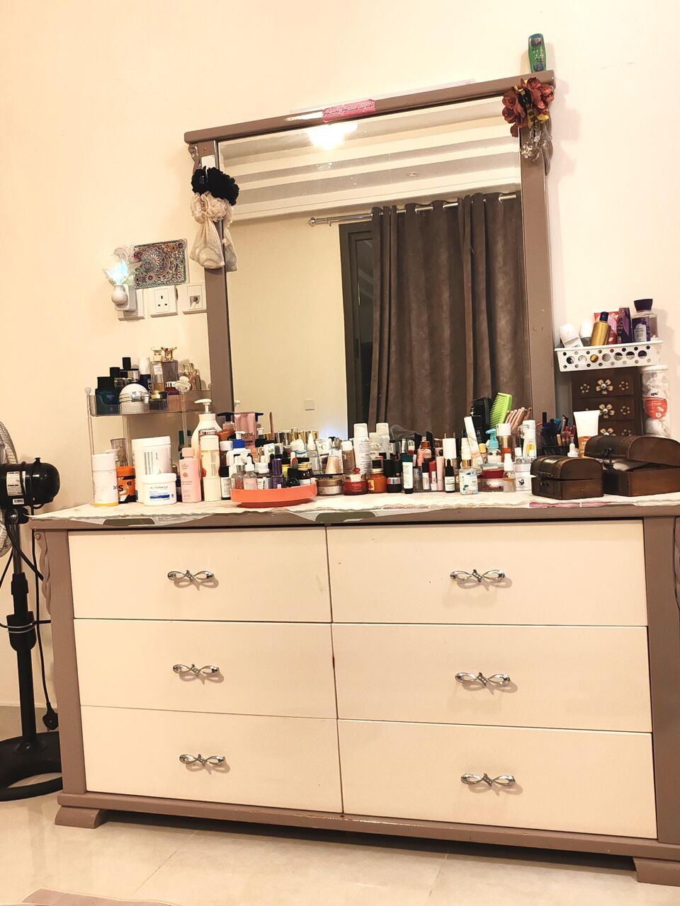 Jeddah, Furniture, SAR 1600,  King Size Bedroom Set For Sale &ndash; Good Condition