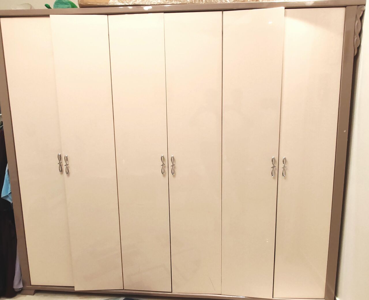 Jeddah, Furniture, SAR 1600,  King Size Bedroom Set For Sale &ndash; Good Condition