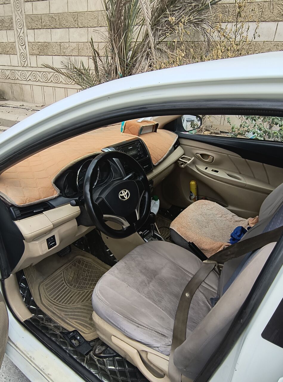 Jeddah, Vehicles, Cars & Trucks , SAR 20000,  Toyota Yearis,  2015,  Automatic,  400000 KM,  Urgent Car Sale