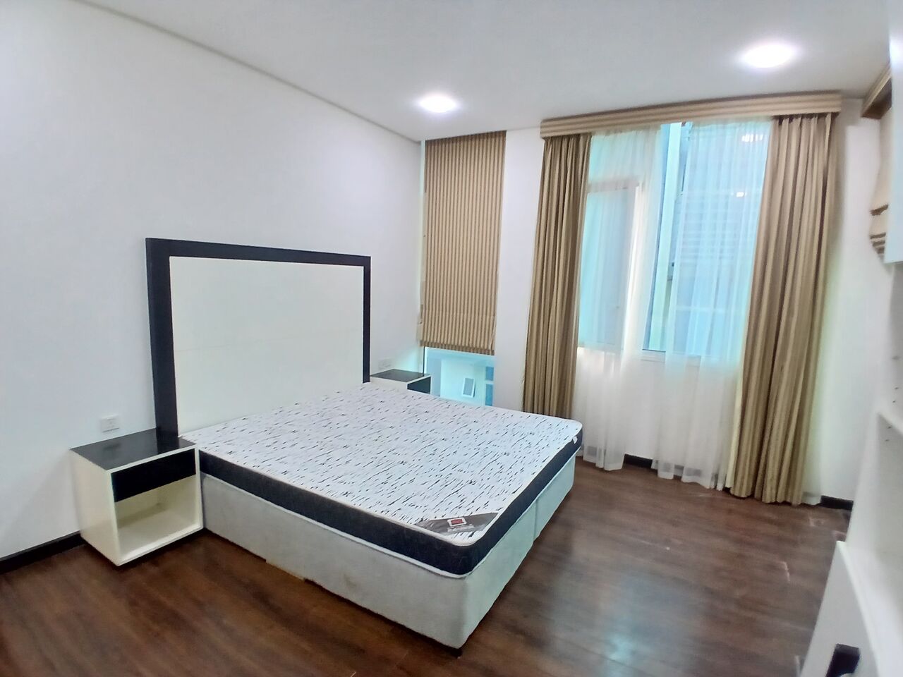Hidd, Apartments, Flats, Houses & Villas, BHD 280,  2 BR,  Flat 2bhk Full Furnished Hidd