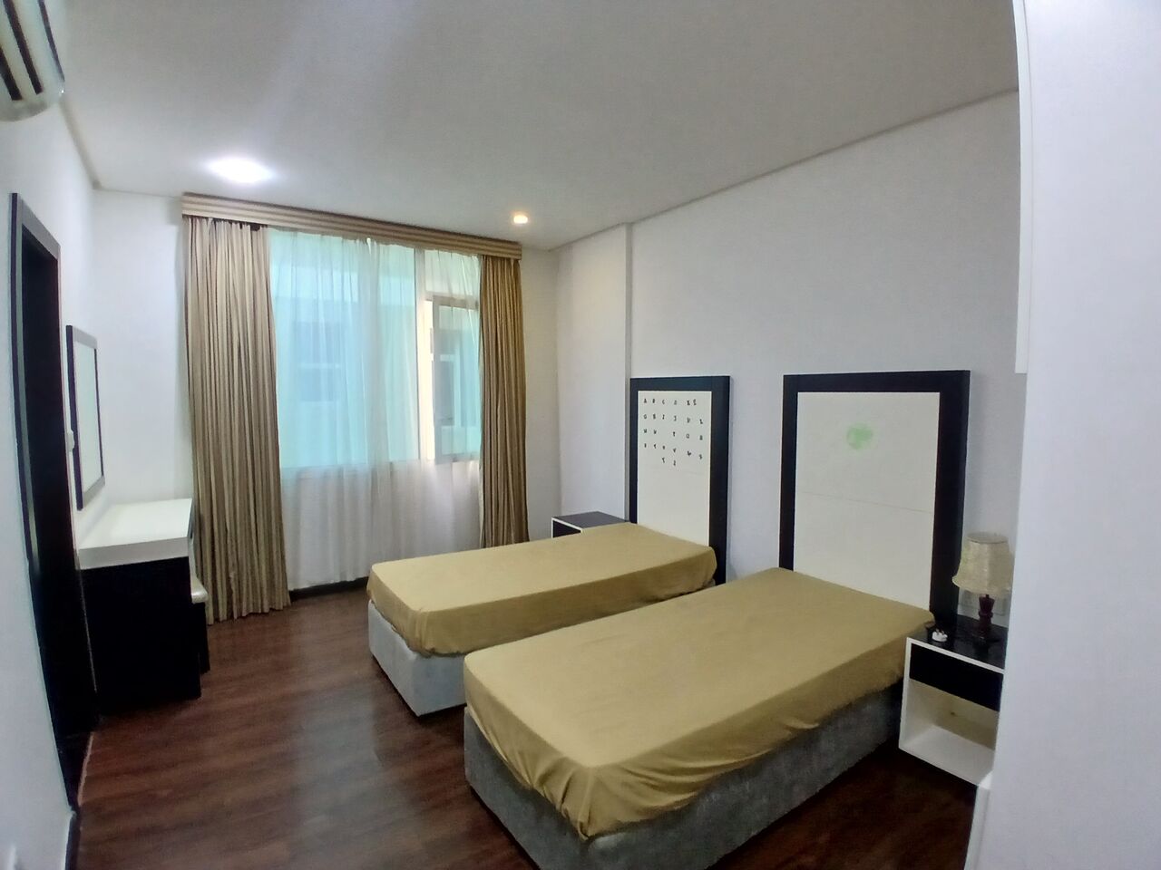 Hidd, Apartments, Flats, Houses & Villas, BHD 280,  2 BR,  Flat 2bhk Full Furnished Hidd