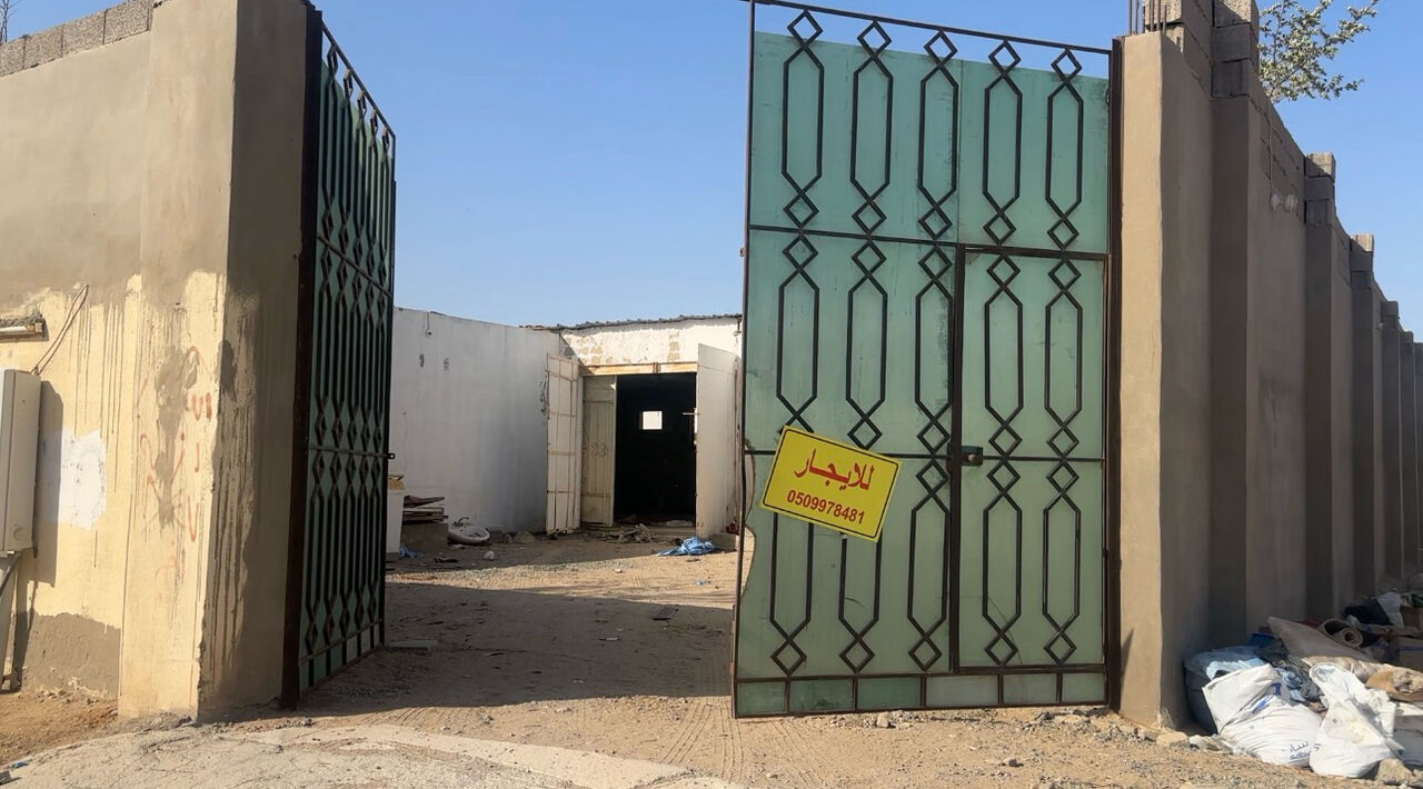 Jeddah, Warehouses, WAREHOUSE RENT WITH ROOMS AND BATHROOMS