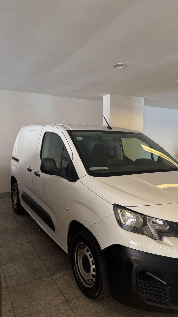 Jeddah, Vehicles, Cars & Trucks , SAR 27000,  Peugeot Partner,  2023,  Manual,  220 KM,