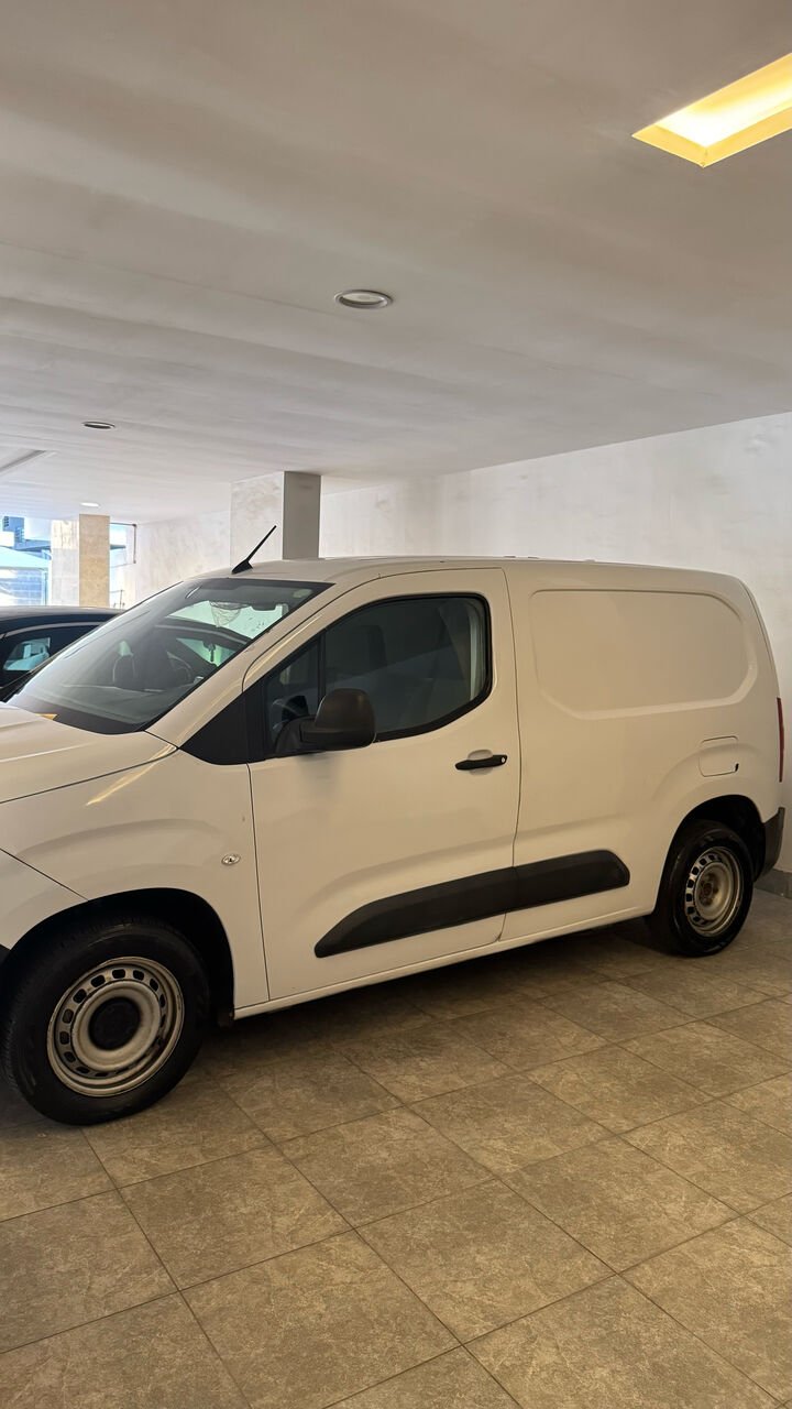 Jeddah, Vehicles, Cars & Trucks , SAR 27000,  Peugeot Partner,  2023,  Manual,  220 KM,