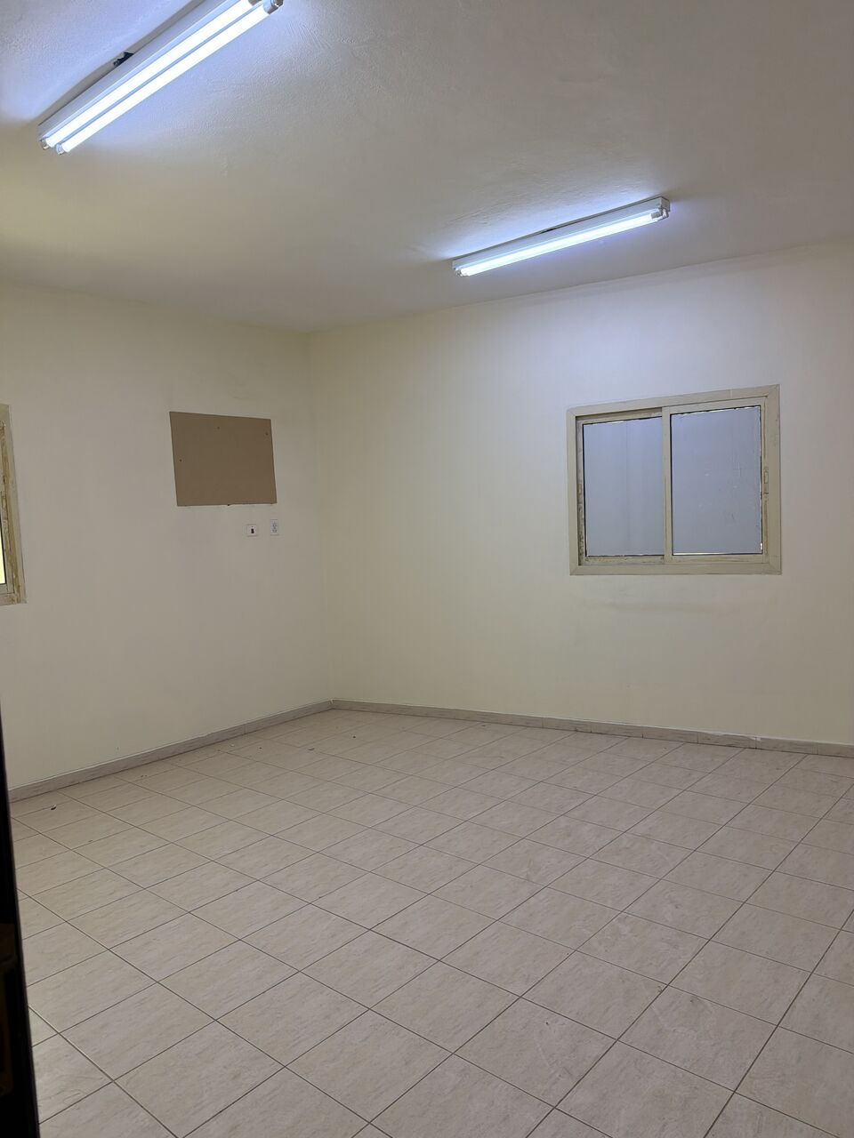 Al Jubail Al Balad, Apartments, Flats, Houses & Villas, SAR 26/year,  2 BR,  Bachelor Flat Rent In Jubail