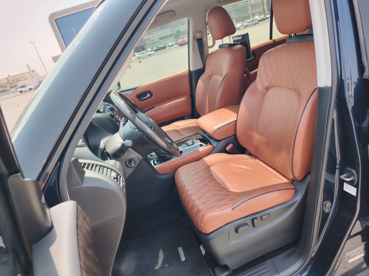Jeddah, Vehicles, Cars & Trucks , SAR 184500,  Nissan Patrol,  2022,  Automatic,  87000 KM,  Top Condition  Platinum City 4.0L V6- 70th Anniversary Edition