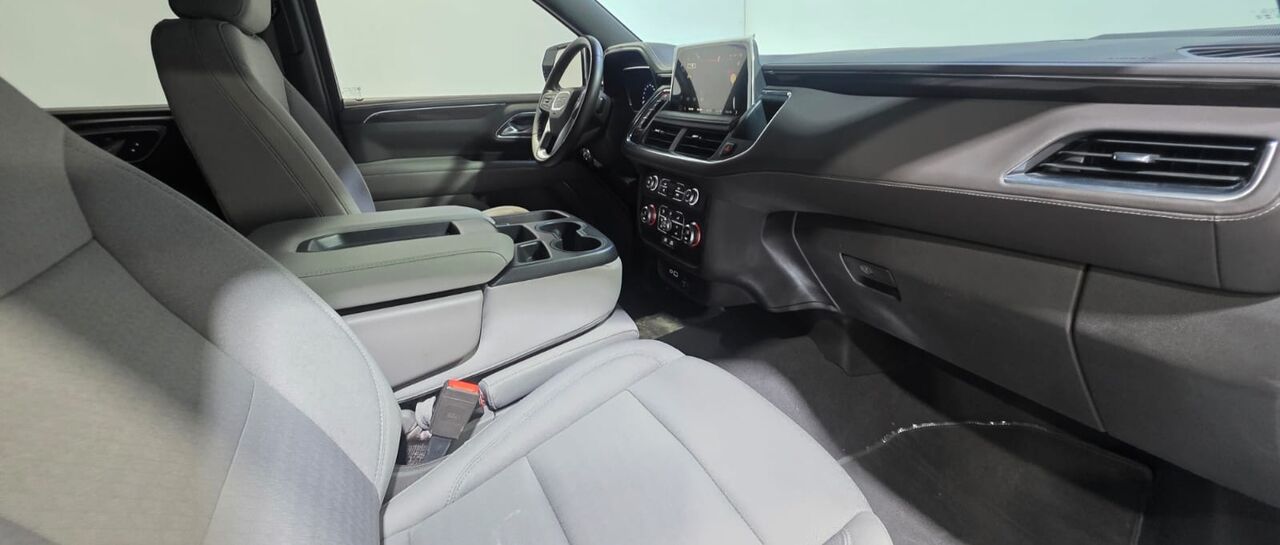Riyadh, Vehicles, Cars & Trucks , SAR 195000,  GMC YUKON SLE 4X4 LOW KM,  2024,  Automatic,  30000 KM,  MID OPTION