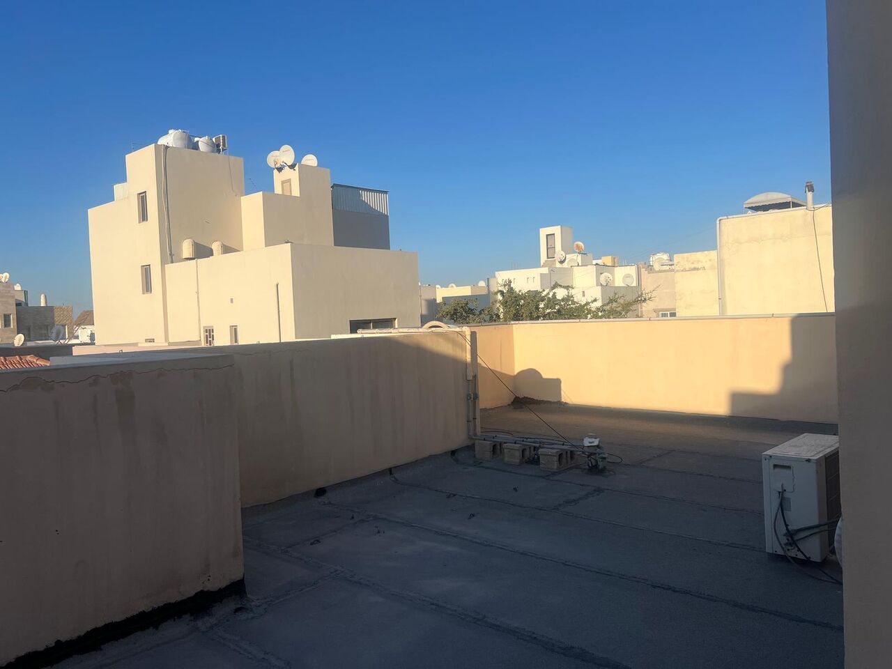 Hidd, Villas, BHD 550,  4-BEDROOM SEMI-FURNISHED VILLA FOR RENT IN HIDD