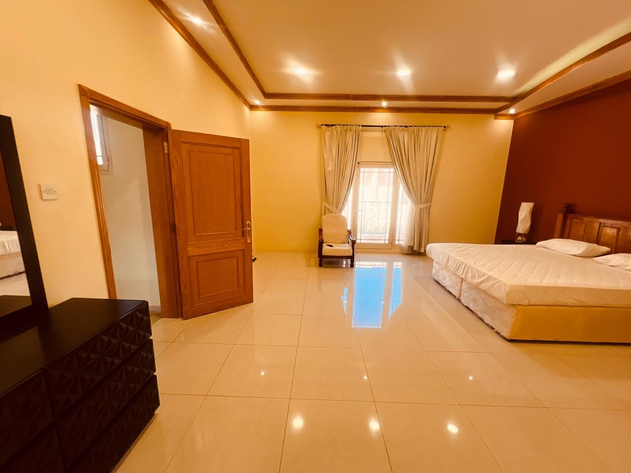 Juffair, Villas, BHD 850,  Furnished,  4-BEDROOM COMPOUND VILLA FOR RENT IN JUFFAIR