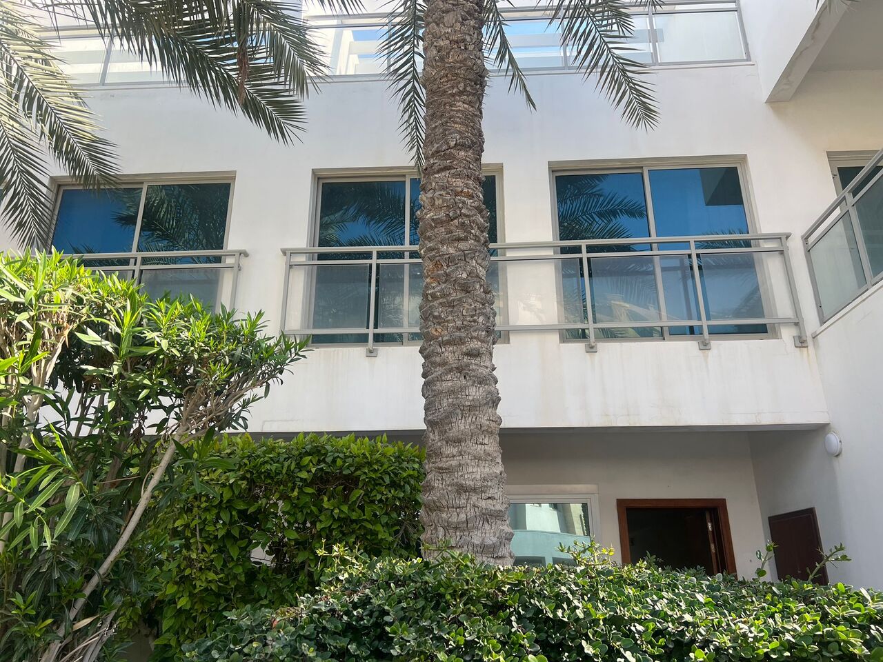 Amwaj Islands, Villas, BHD 1300,  MODERN 3-BEDROOM VILLA FOR RENT IN AMWAJ | SEA VIEW | BEACH ACCESS