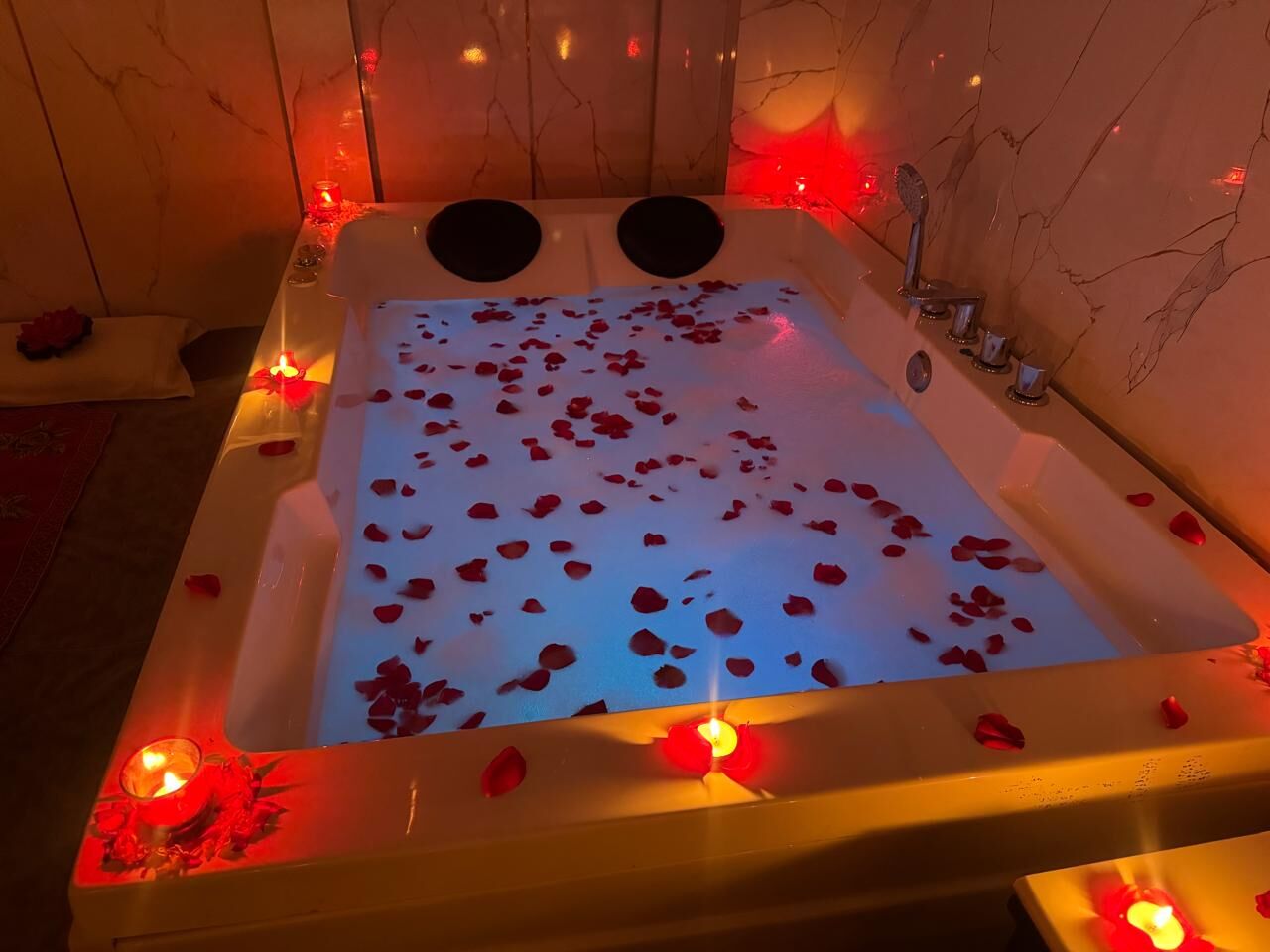 Mumbai, Health, Dry Massage Therapy In Andheri West - Cozy Spa