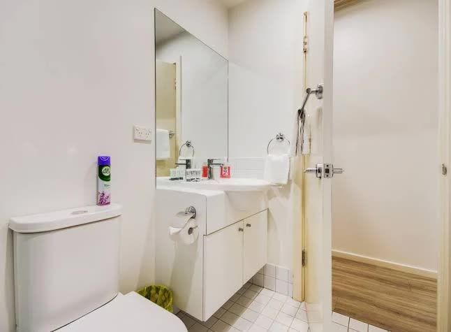 Sydney, Apartments, Flats, Houses & Villas, Adelaide Apartments &mdash; Swainson Serviced Accommodation