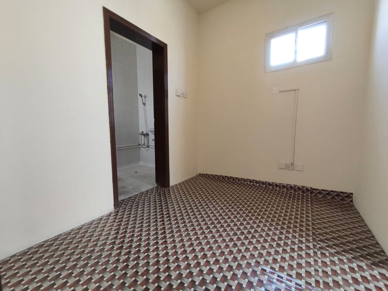 Manama, Apartments, Flats, Houses & Villas, BHD 140/year,  1 BR,  Ras Ruman:- Studio Flat On Rent Close To Al Shifa With Ewa..