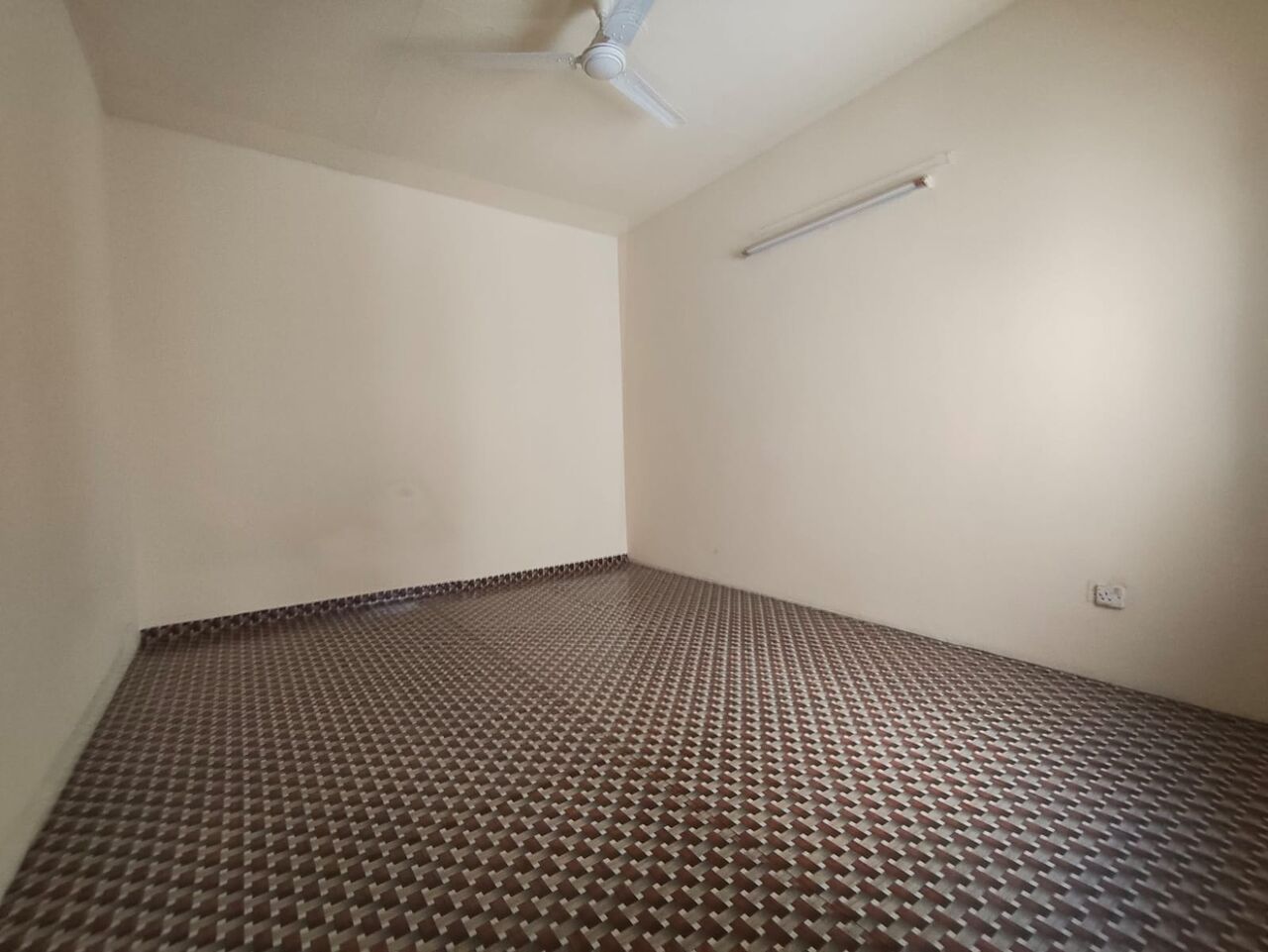 Manama, Apartments, Flats, Houses & Villas, BHD 140/year,  1 BR,  Ras Ruman:- Studio Flat On Rent Close To Al Shifa With Ewa..
