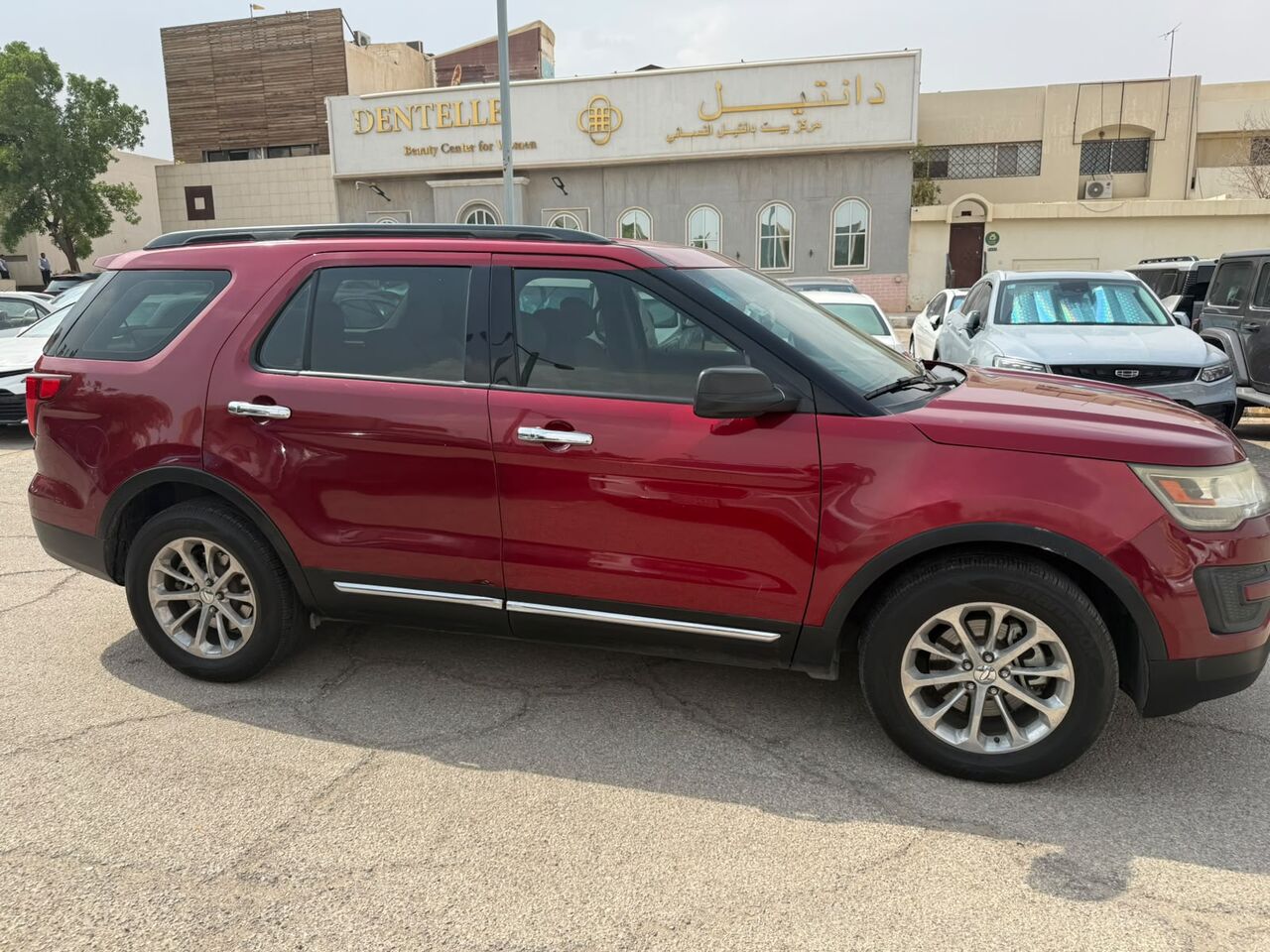 Riyadh, Vehicles, Cars & Trucks , SAR 61000,  Ford Explorer,  2017,  Automatic,  171500 KM,