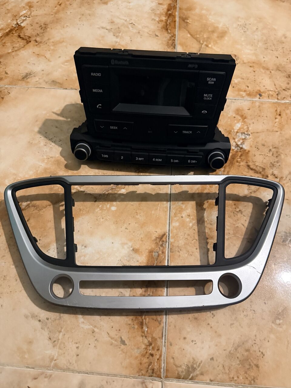 Rabigh, Auto Parts, SAR 325,  🚗 FOR SALE – ORIGINAL HYUNDAI ACCENT 2022 RADIO UNIT