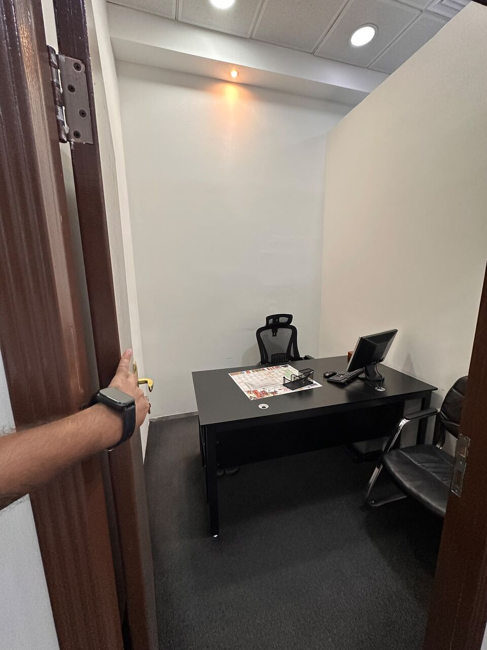 Manama, Offices, BHD 1100,  65 Sq. Meter,  BIG OFFICE FOR RENT