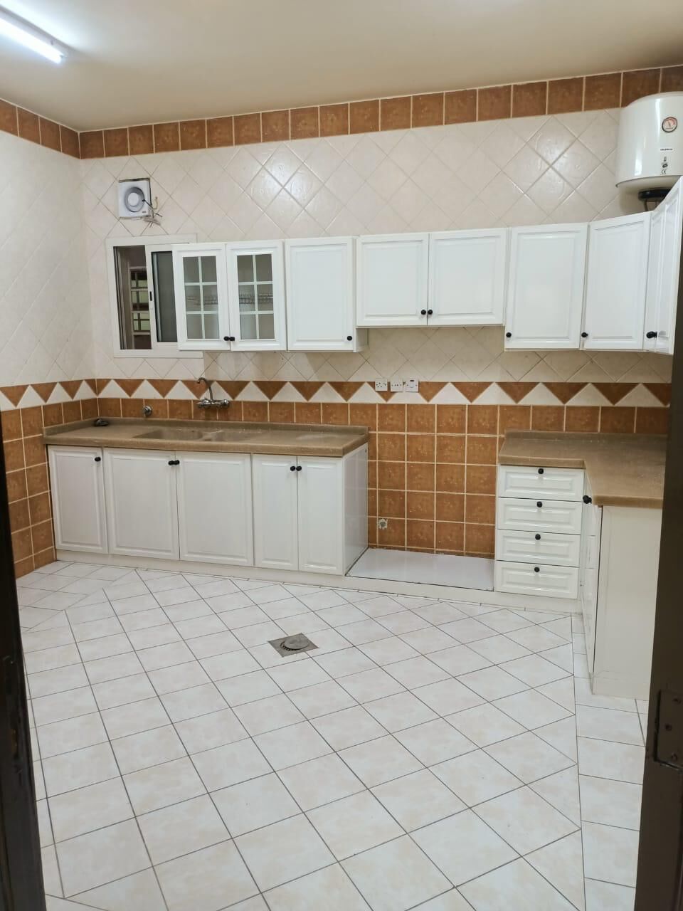 Al Rawdah, Apartments, Flats, Houses & Villas, SAR 44000/year,  Furnished,  3 BR,  SAR 44000/year, 3 BR, 3 BHK Apartment For Rent Near Rawdah Park With Lift And Underground