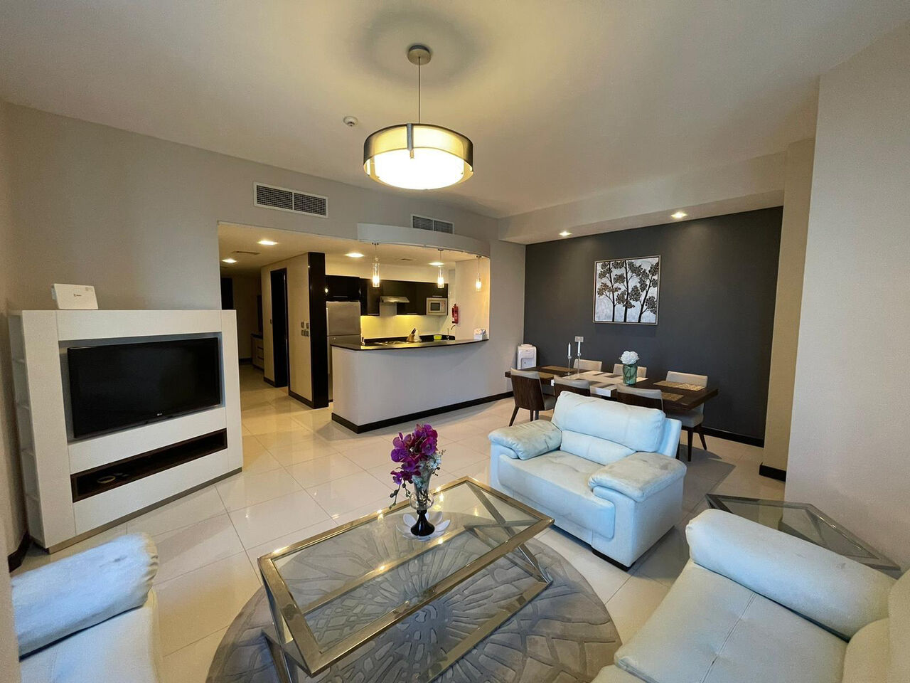 Juffair, Apartments, Flats, Houses & Villas, BHD 380/year,  1 BR,  Apartment For Rent In Fontana Towers Juffair, Bahrain