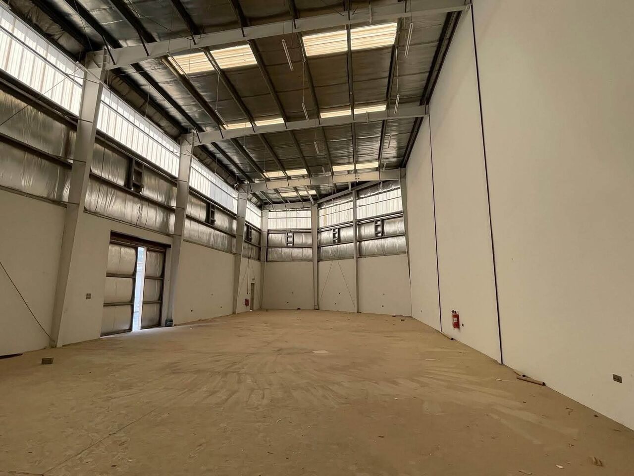 Sitra, Warehouses, BHD 900,  380 Sq. Meter,  Sitra Al Bander Area Warehouse Available For Rent