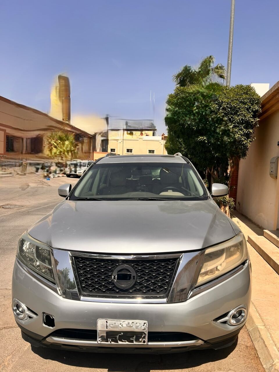 Riyadh, Vehicles, Cars & Trucks , SAR 20000,  Nissan Pathfinder,  2013,  Automatic,  198500 KM,  Full Option