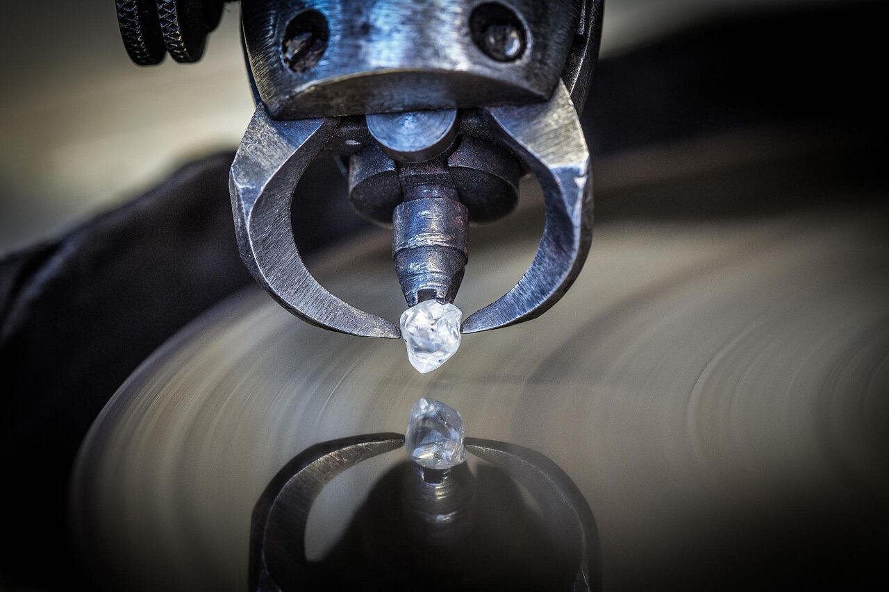 Ahmedabad, Jewelry, Diamond Cutting Polishing In Surat