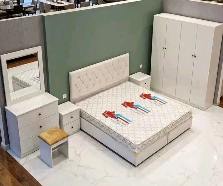 Jeddah, Furniture, SAR 5,  New Classic And Luxurious Bedroom Furniture Set