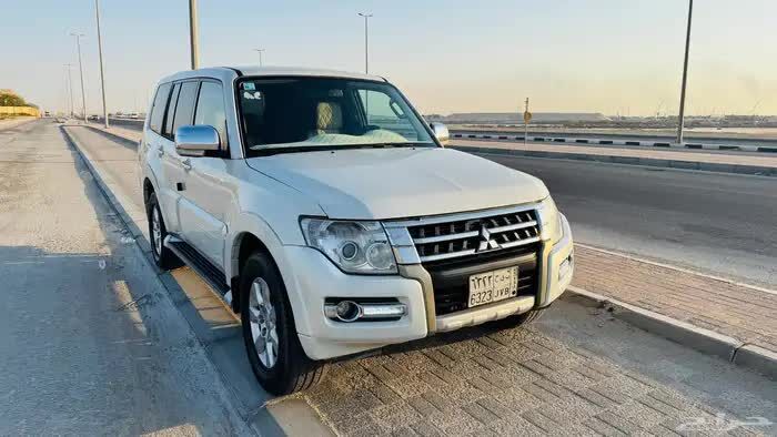 Jubail, Vehicles, Cars & Trucks , SAR 30000,  Mitsubishi Pajero,  2016,  Automatic,  378000 KM,    GLS,  30,000 SAR, Final Price