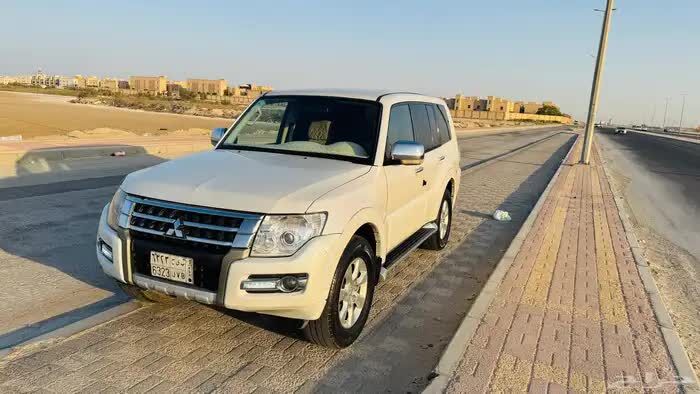 Jubail, Vehicles, Cars & Trucks , SAR 30000,  Mitsubishi Pajero,  2016,  Automatic,  378000 KM,    GLS,  30,000 SAR, Final Price