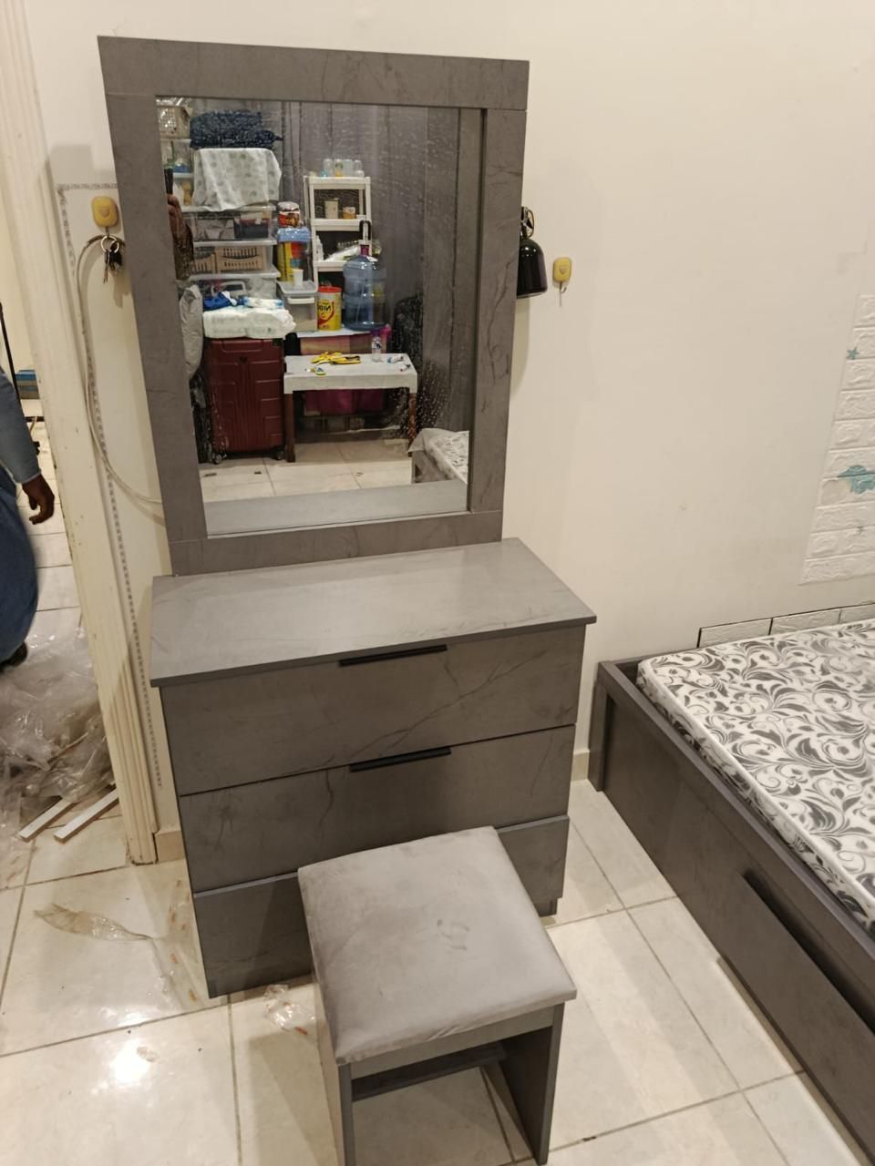 Jeddah, Furniture, SAR 1,  Wooden Wardrobe And Dressing Tables