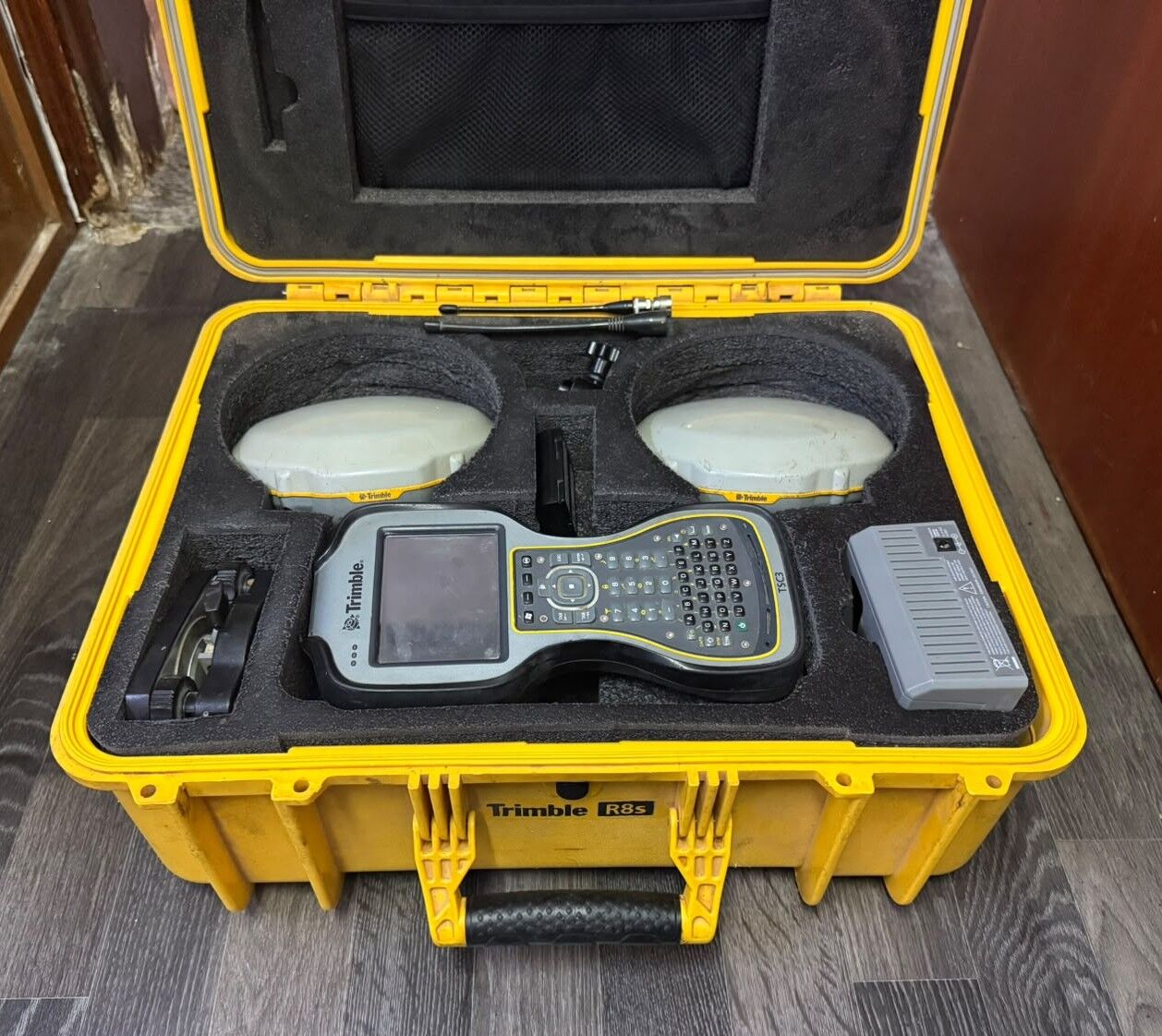 Jubail, Tools, SAR 55000,  Trimble R8s GNSS Receiver Surveying System For Sale