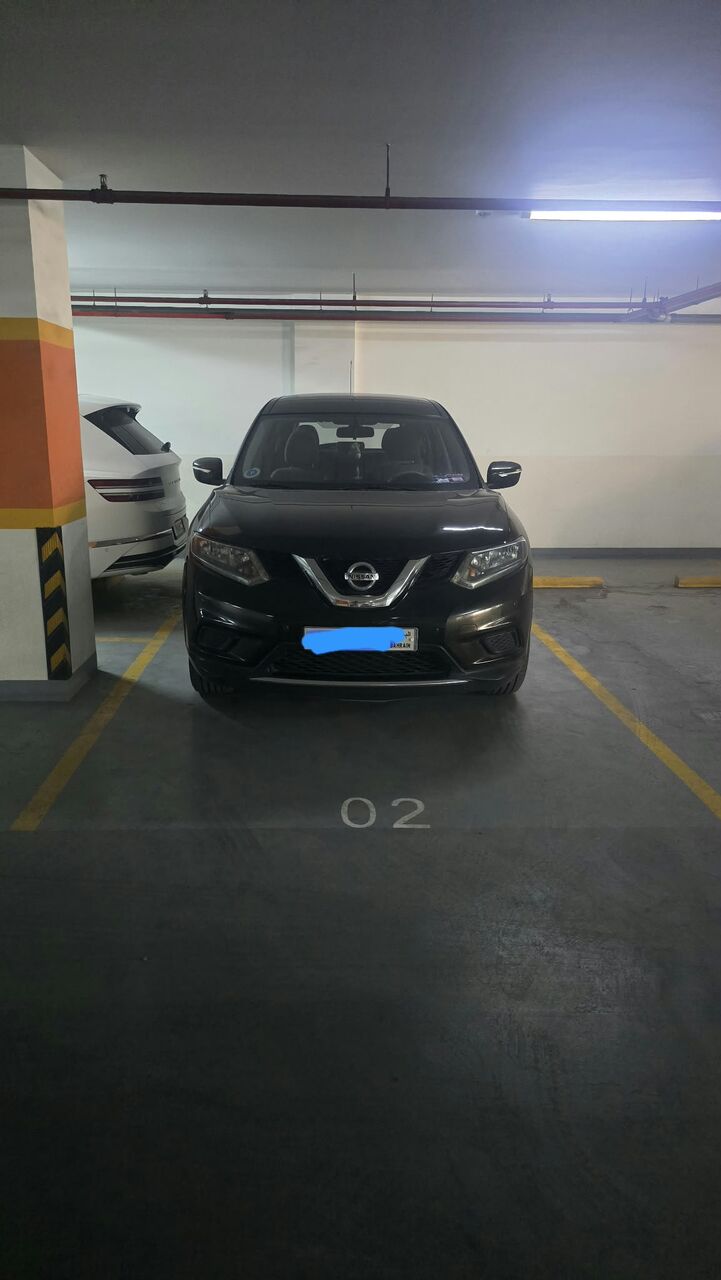 Saar, Vehicles, Cars & Trucks , BHD 3300,  Nissan X-Trail,  2015,  Automatic,  185000 KM,  Nissan X Trail  For Sale