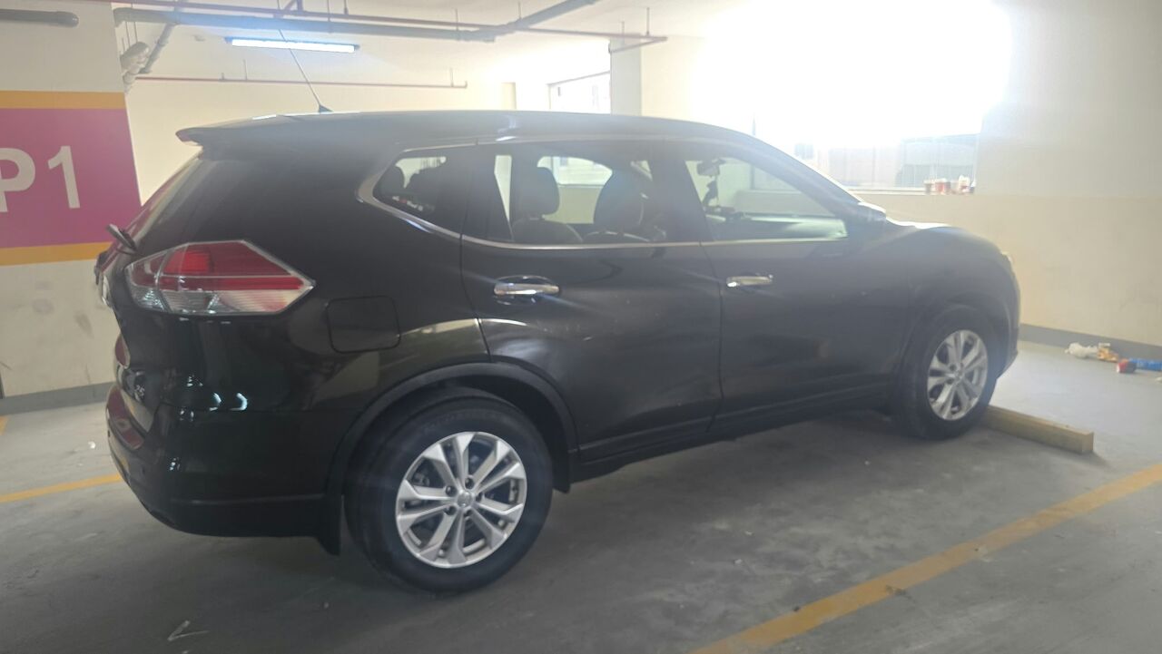 Saar, Vehicles, Cars & Trucks , BHD 3300,  Nissan X-Trail,  2015,  Automatic,  185000 KM,  Nissan X Trail  For Sale