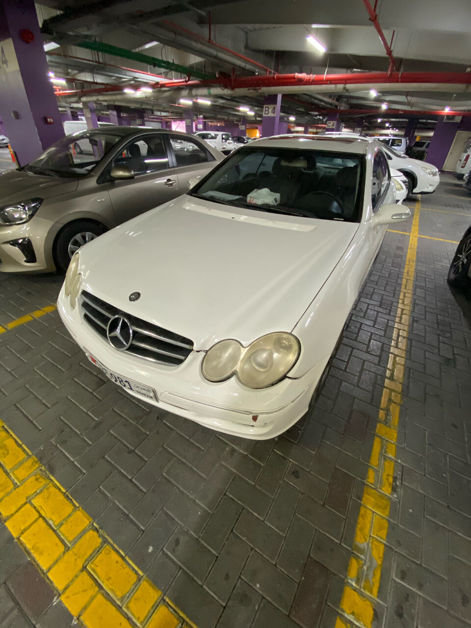 Manama, Vehicles, Cars & Trucks , BHD 1750,  Mercedes-Benz CLK,  2006,  Automatic,  164000 KM,   350 &ndash;  | V6 | Full Option