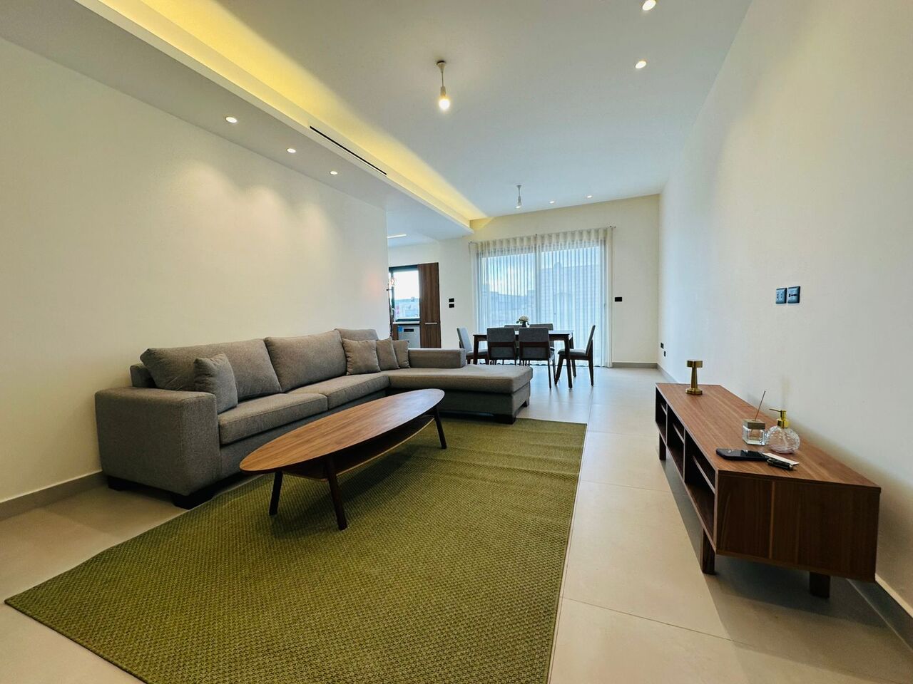 Abdoun, Apartments, Flats, Houses & Villas, JOD 14000/year,  Furnished,  2 BR,  100 Sq. Meter,  Apartments For Rent